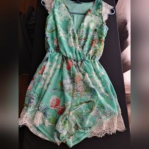 UK2LA one piece Size XS